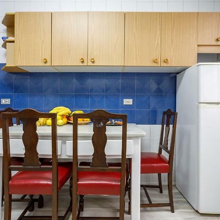 Urban Rooms Habitaciones Con Wifi Y Smart Tv Билбао Екстериор снимка